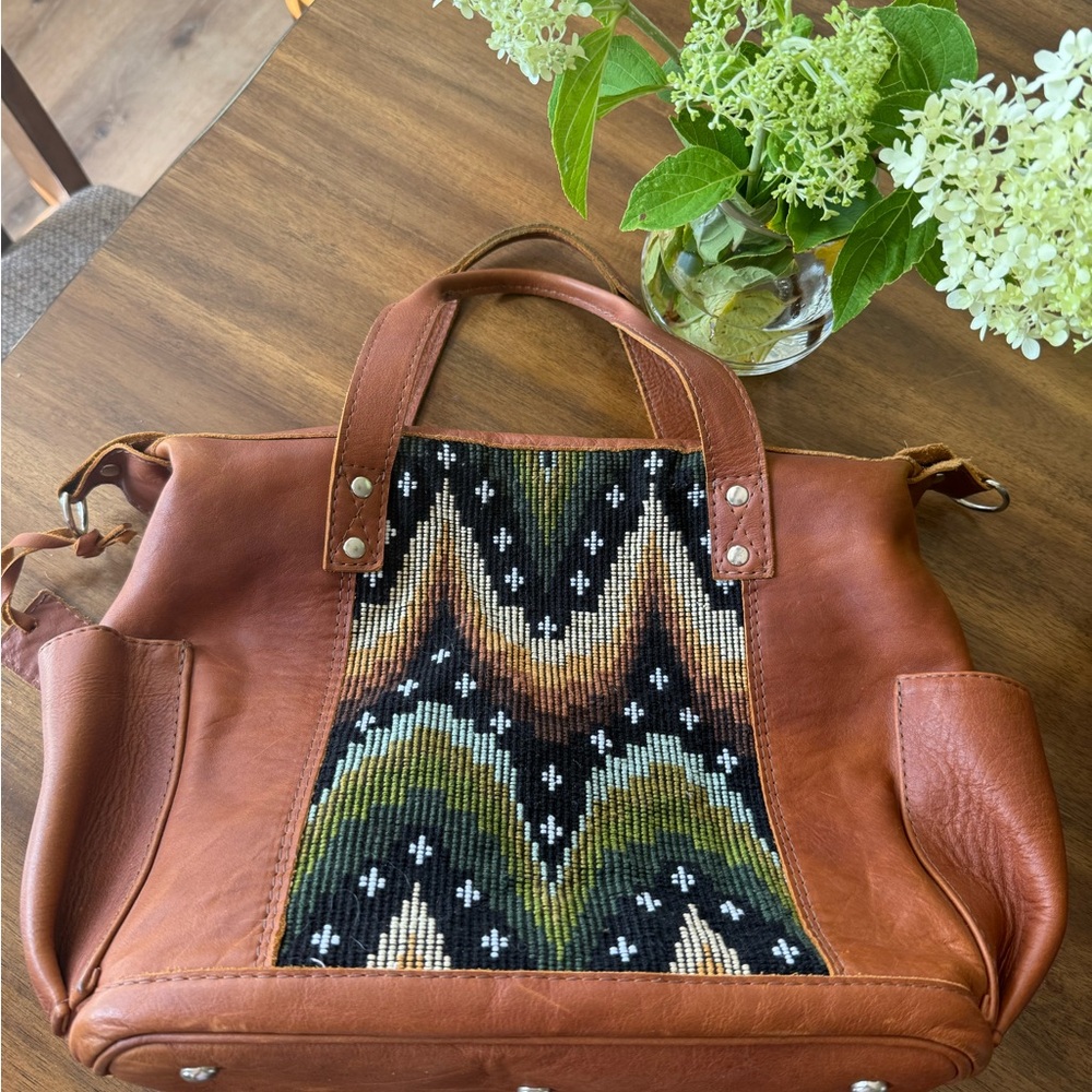 Nena & Co Brown and Black Mcdb moons